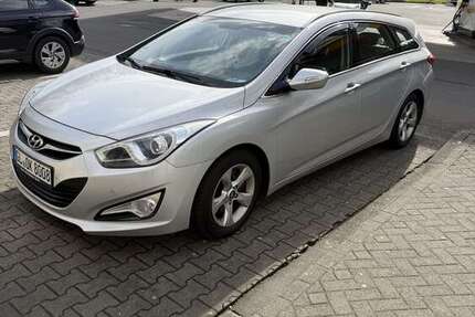 Hyundai i40 177.400 km 7.499 &euro; Bergisch Gladbach 51429