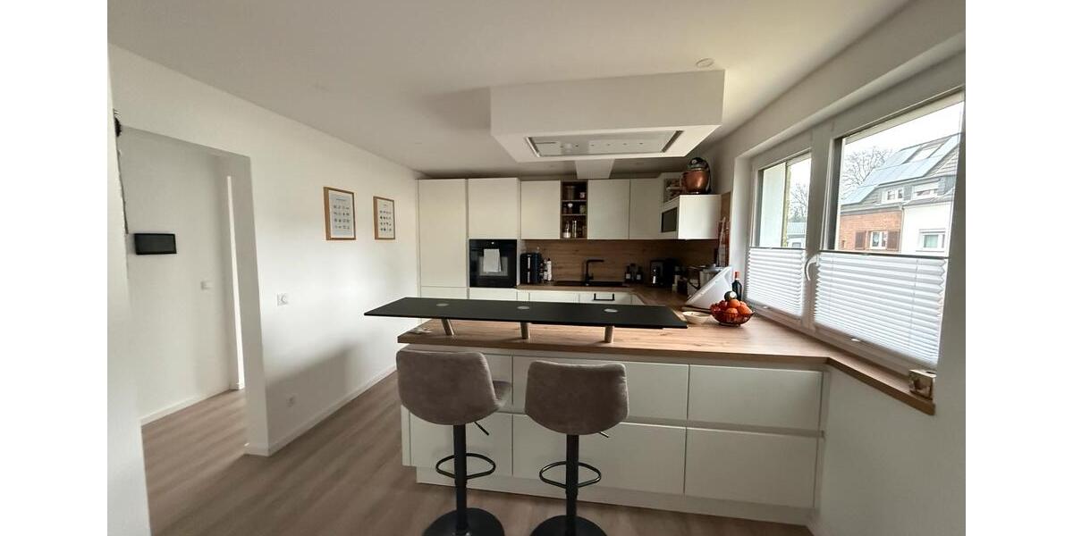 Doppelhaushälfte Leverkusen - 4 Zimmer, 135 m&sup2;, 2.350&euro; | Angebot:26051084