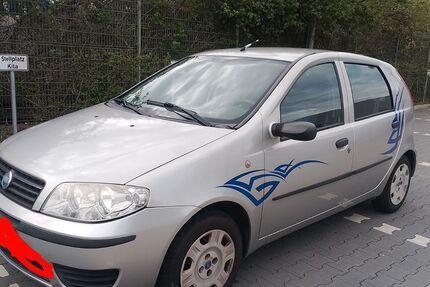 Fiat Punto 212.000 km 949 &euro; Wuppertal 42275
