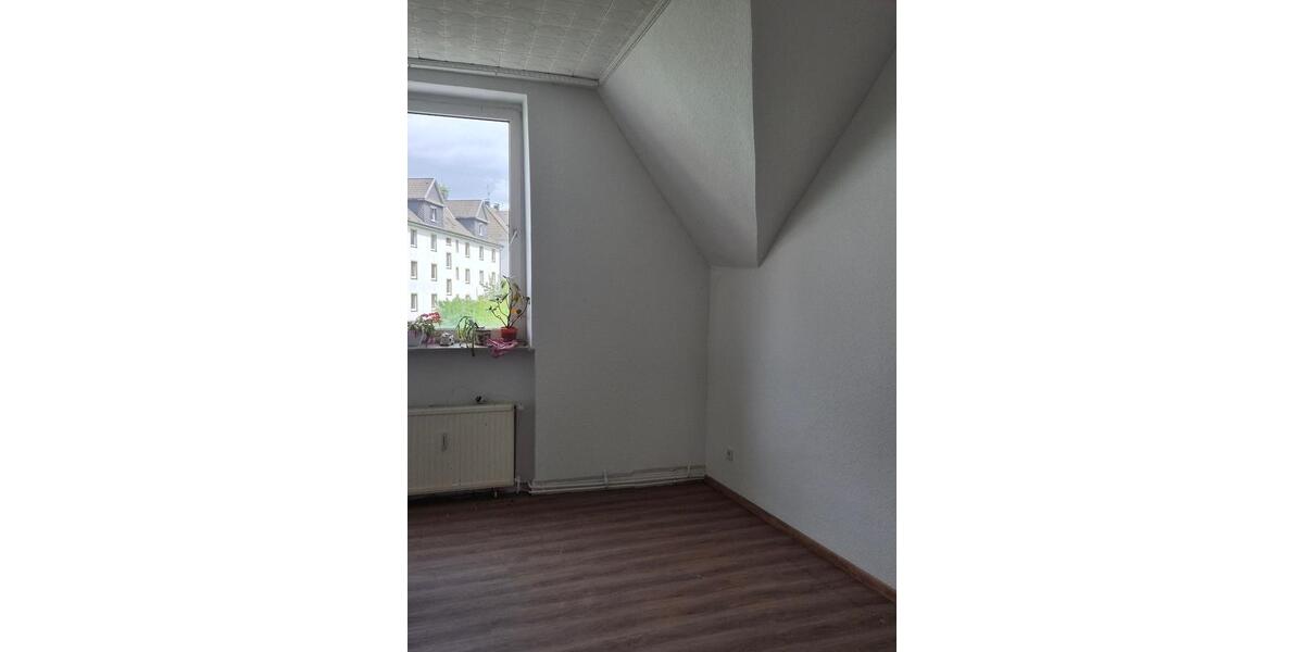 Etagenwohnung Remscheid Remscheid-Süd - 3 Zimmer, 83 m&sup2;, 550&euro; | Angebot:26642917
