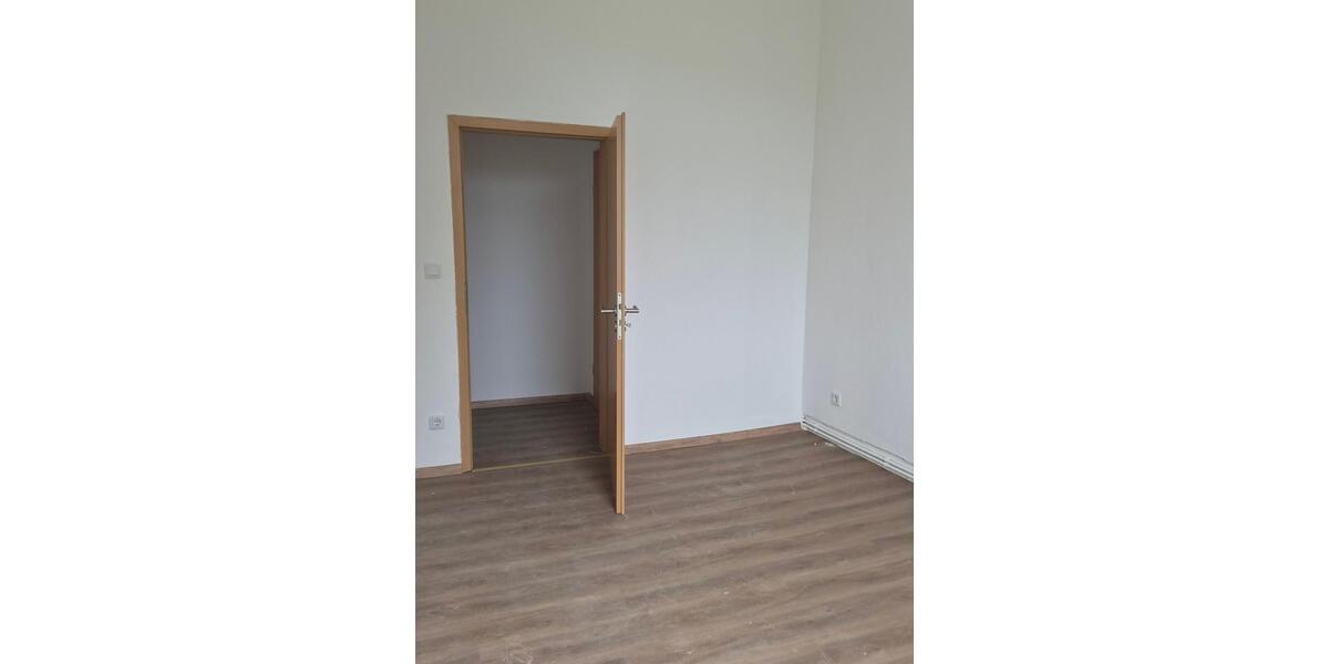 Etagenwohnung Remscheid Remscheid-Süd - 3 Zimmer, 83 m&sup2;, 550&euro; | Angebot:26642917