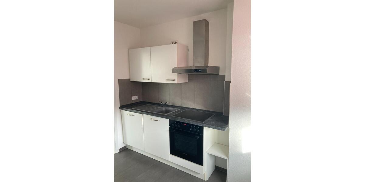 Dachgeschoßwohnung Ratingen Tiefenbroich - 2 Zimmer, 60 m&sup2;, 700&euro; | Angebot:25932966