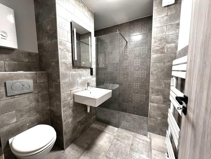 1,5-Zimmer-Wohnung mit Balkon, Erstbezug nach Sanierung zimmer