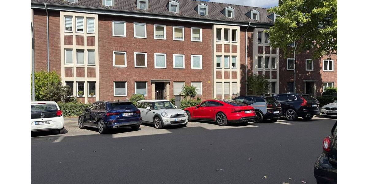 EG in Bestlage + sanierungsbedürftig + guter Grundriss 3 zimmer