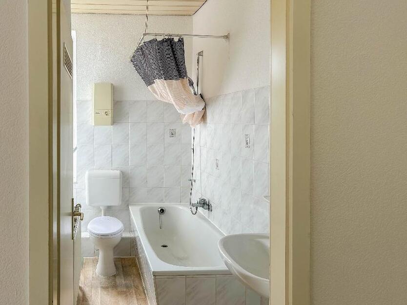 Alle Singles aufgepasst: 2 Zimmer Wohnung mit Erker in Zentrumslage von Ennepetal zimmer