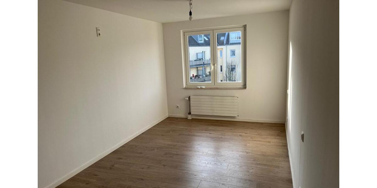 Etagenwohnung Köln Nippes - 2 Zimmer, 62 m&sup2;, 340.000&euro; | Angebot:24651763