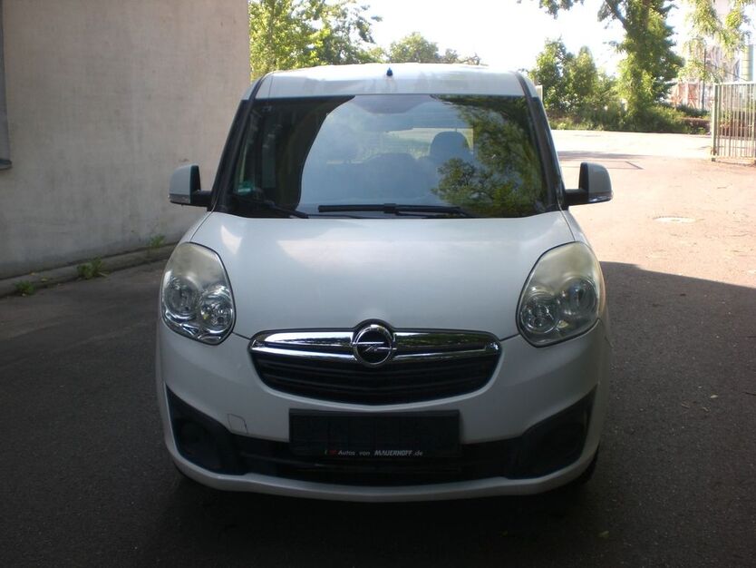 Opel Combo 19.000 km 9.980 € Köln 50735