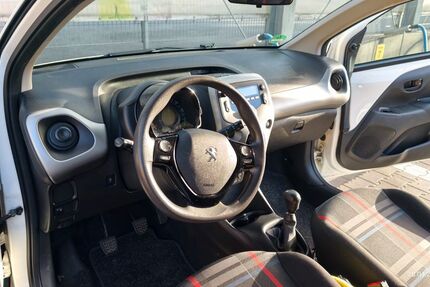 Peugeot 108 74.800 km 5.050 &euro; Wülfrath 42489