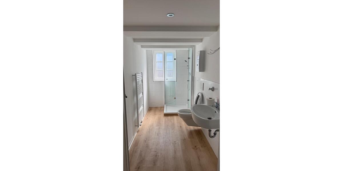 Etagenwohnung Remscheid Gemarkung Bergisch Born - 4 Zimmer, 130 m&sup2;, 1.097&euro; | Angebot:26220408