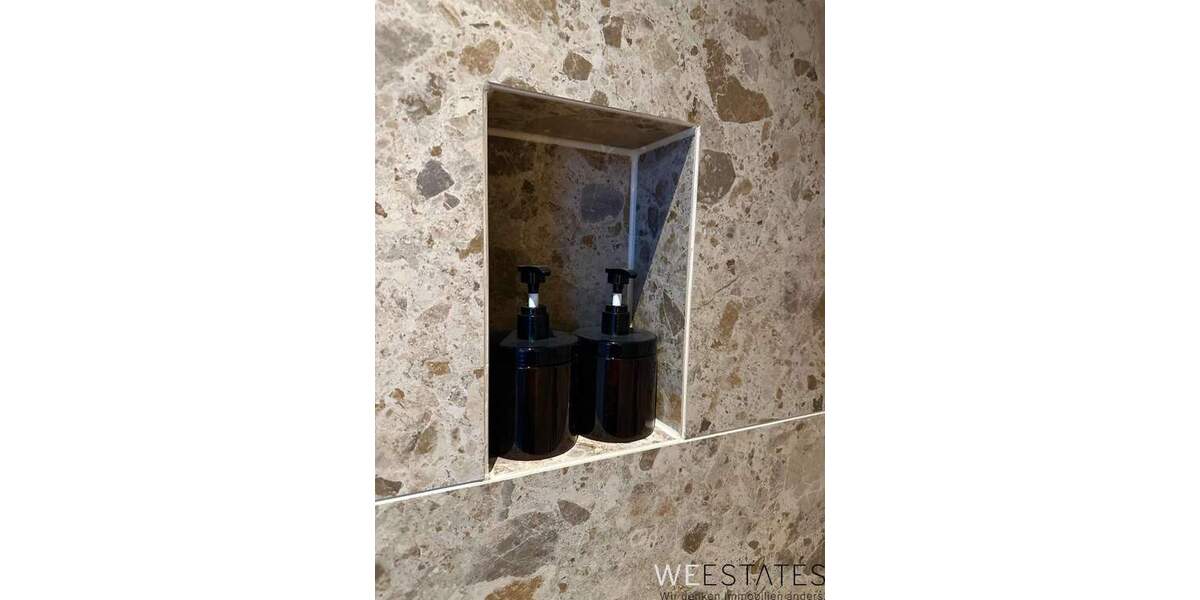 Etagenwohnung Düsseldorf Heerdt - 2 Zimmer, 55 m&sup2;, 1.400&euro; | Angebot:24500320