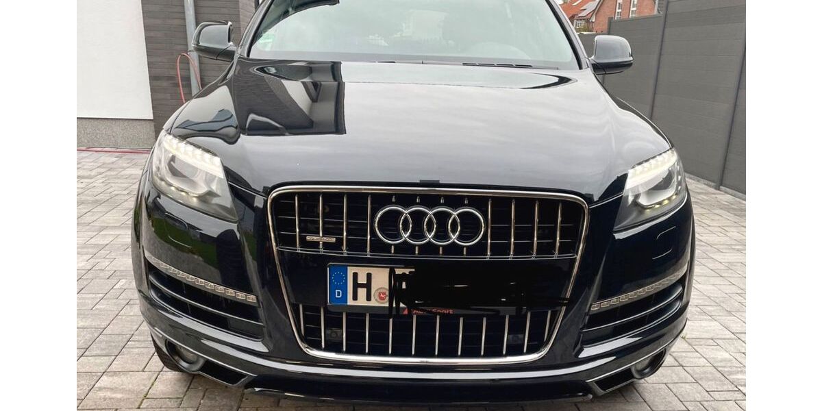 Audi Q7 215.000 km 9.100 € Solingen 42719
