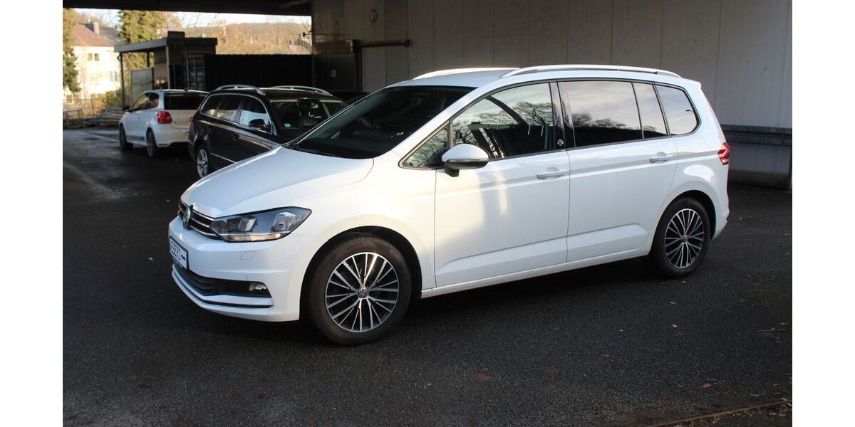 VW Touran 135.000 km 12.490 € Wuppertal 42115