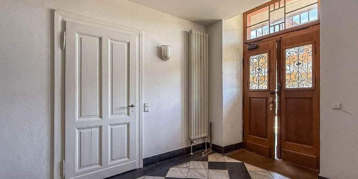 Gewerbeobjekt Overath Untereschbach - 6 Zimmer, 133 m&sup2;, 185.000&euro; | Angebot:24252029