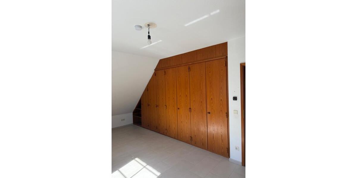 Etagenwohnung Odenthal - 2.5 Zimmer, 69 m&sup2;, 890&euro; | Angebot:26479447