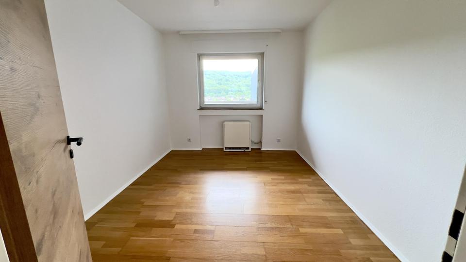 Etagenwohnung Gevelsberg - 3.5 Zimmer, 81 m&sup2;, 815&euro; | Angebot:26439191