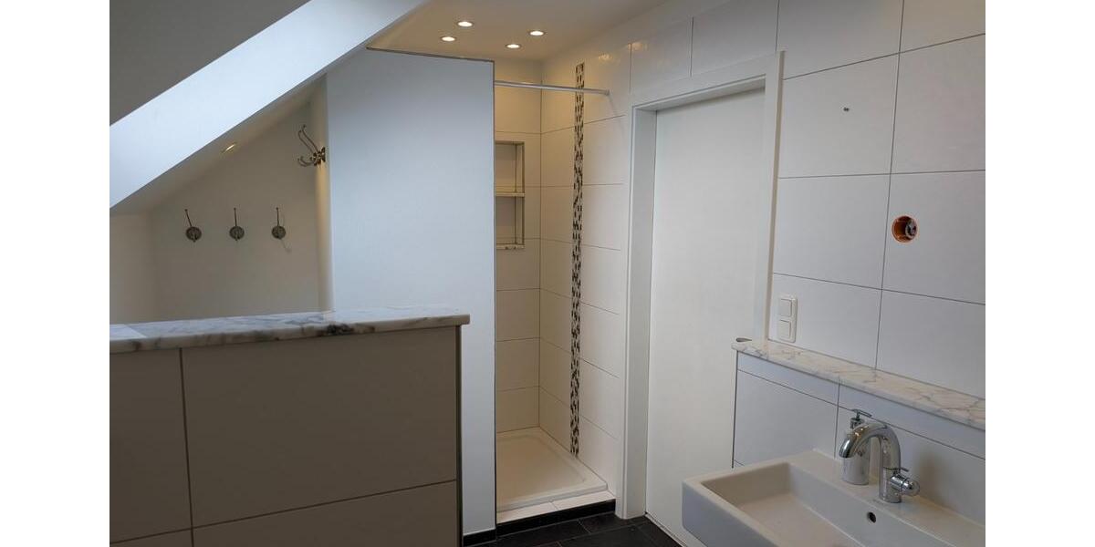 Maisonettenwohnung Wuppertal Gemarkung Nächstebreck - 3 Zimmer, 120 m&sup2;, 1.200&euro; | Angebot:25959347