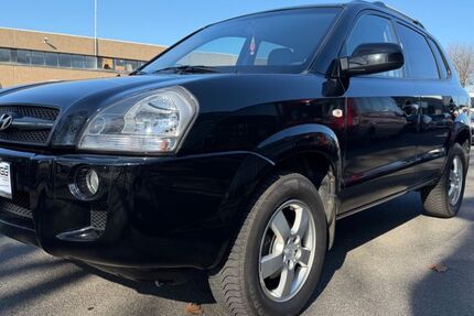 Hyundai TUCSON 159.039 km 4.490 &euro; Düsseldorf 40233