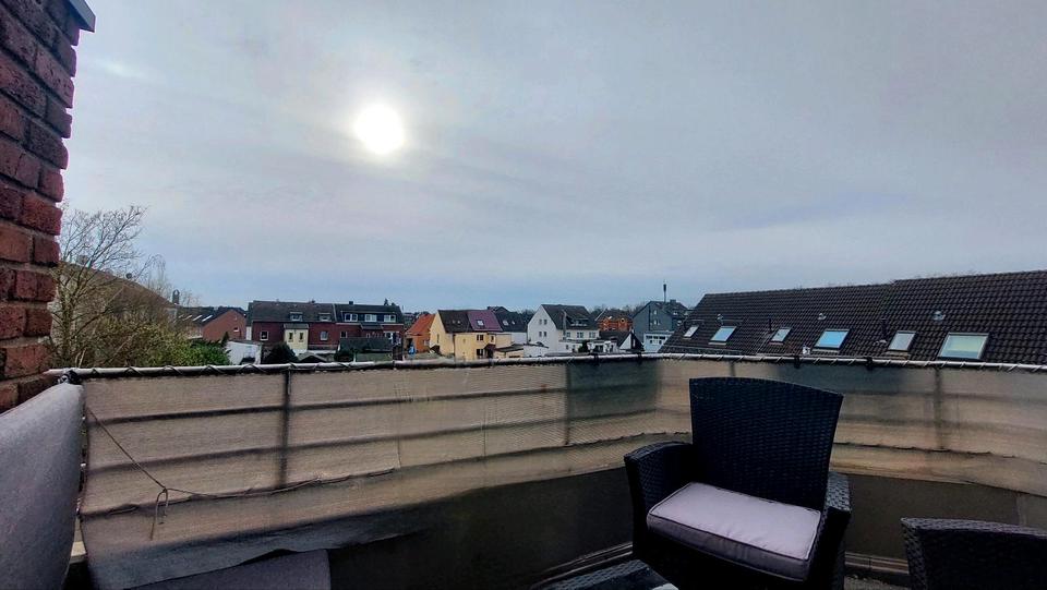 Dachgeschoßwohnung Ratingen Tiefenbroich - 3 Zimmer, 55 m&sup2;, 930&euro; | Angebot:25844828