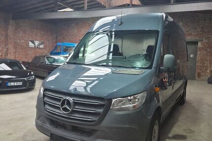 Mercedes-Benz Sprinter 192.772 km 14.480 € Hilden 40721