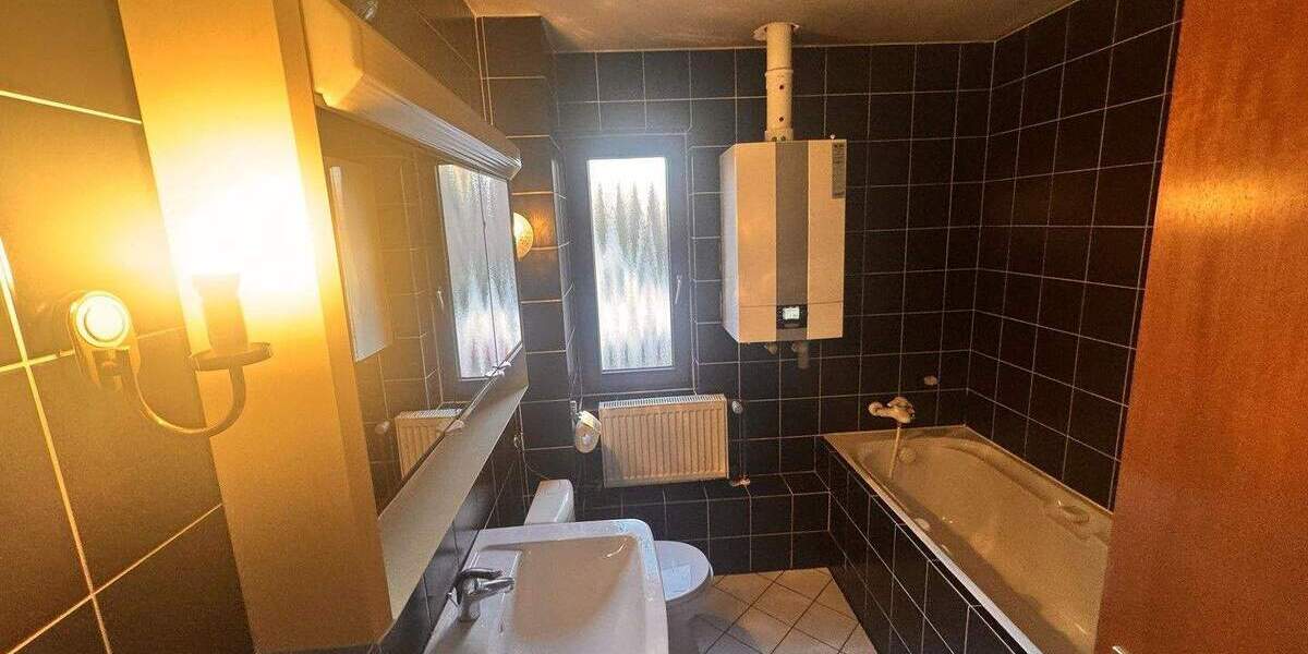Reihenmittelhaus Düsseldorf Lichtenbroich - 5 Zimmer, 127 m&sup2;, 485.000&euro; | Angebot:24843651