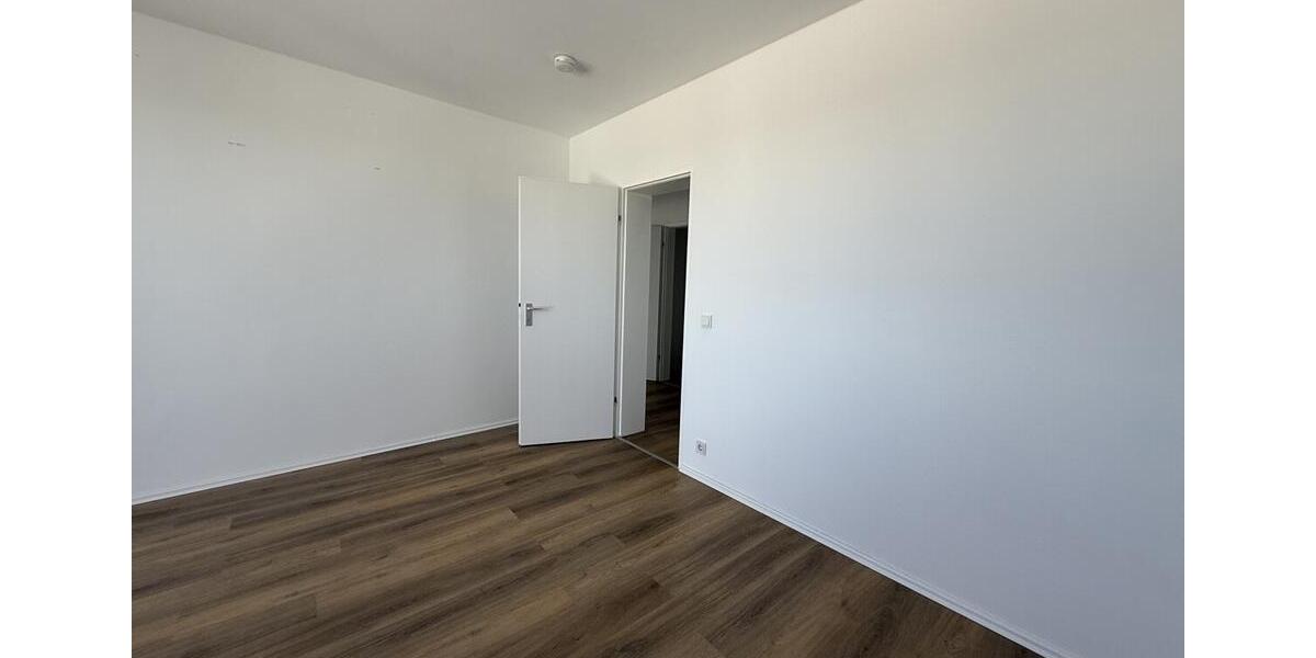 Etagenwohnung Velbert Velbert-Mitte - 2 Zimmer, 71 m&sup2;, 680&euro; | Angebot:24830277