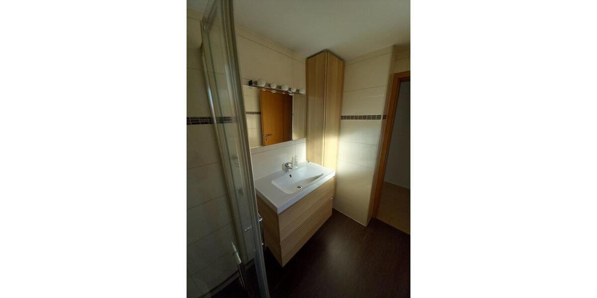 Erdgeschoßwohnung Leverkusen Bürrig - 3 Zimmer, 82 m&sup2;, 1.140&euro; | Angebot:26582035