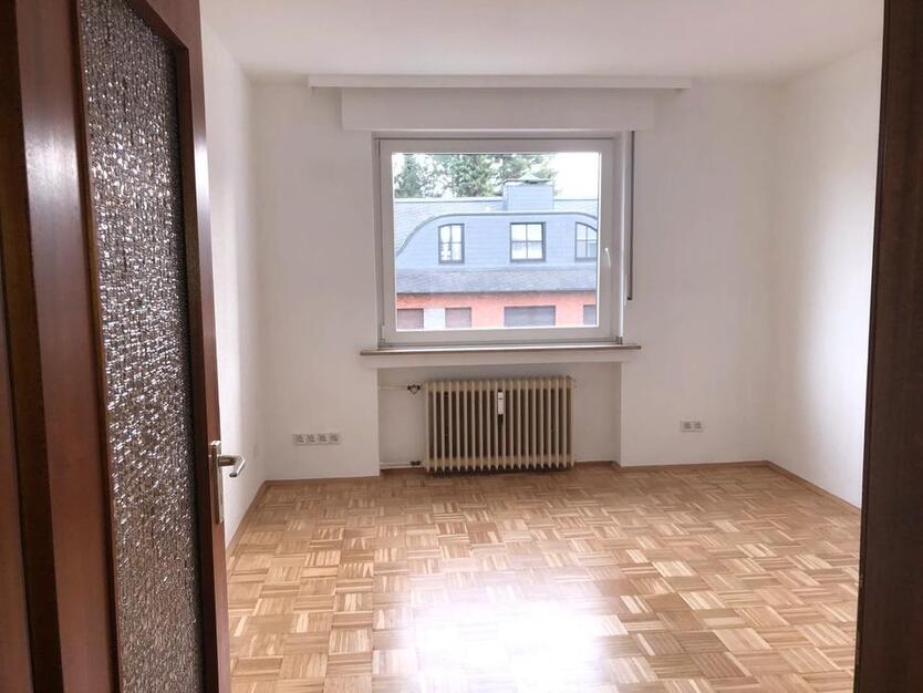 Hochwertig renovierte 3-Zimmer-Wohnung mit unverbaubarem Ausblick