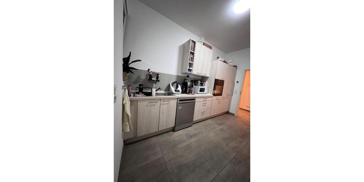 Etagenwohnung Hattingen - 5 Zimmer, 125 m&sup2;, 1.250&euro; | Angebot:24344944