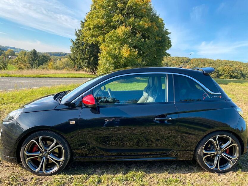 Opel Adam 70.650 km 9.800 € Wuppertal 42289