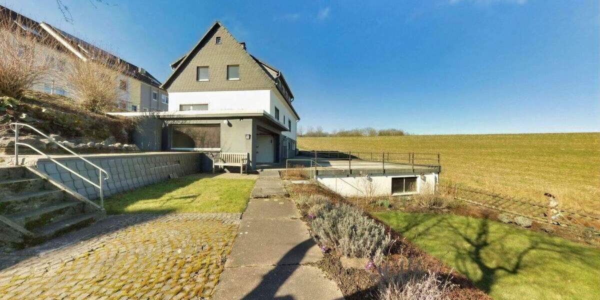 Einfamilienhaus Wülfrath Düssel - 7 Zimmer, 170 m&sup2;, 490.000&euro; | Angebot:25801915
