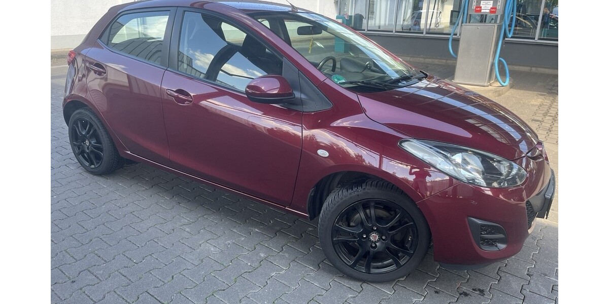 Mazda 2 145.000 km 5.000 € Leverkusen 51373