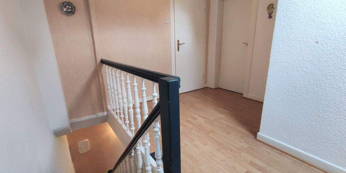 Reihenmittelhaus Düsseldorf Heerdt - 1 Zimmer, 285 m&sup2;, 695.000&euro; | Angebot:24696292