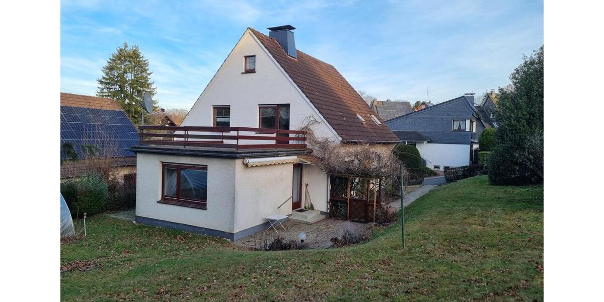 Einfamilienhaus Remscheid Gemarkung Bergisch Born - 9 Zimmer, 147 m&sup2;, 420.000&euro; | Angebot:24707334