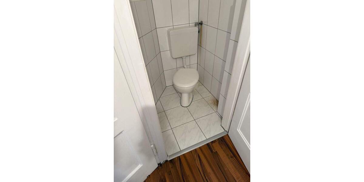 Etagenwohnung Düsseldorf Flingern Süd - 2 Zimmer, 61 m&sup2;, 610&euro; | Angebot:25836350