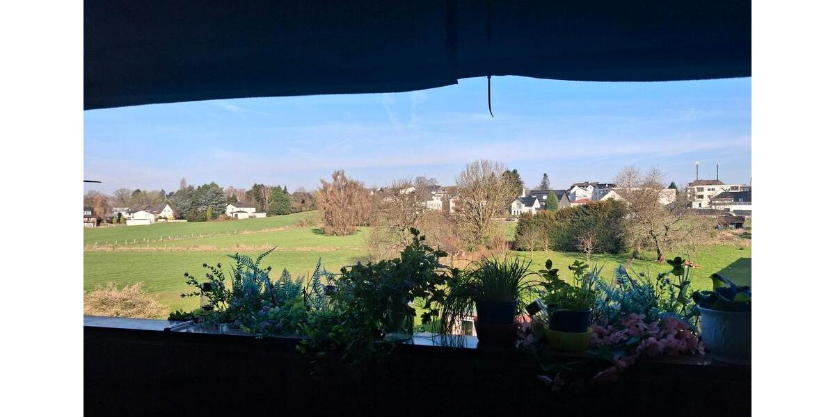 Dachgeschoßwohnung Leverkusen Bergisch Neukirchen - 4 Zimmer, 86 m&sup2;, 950&euro; | Angebot:25784130