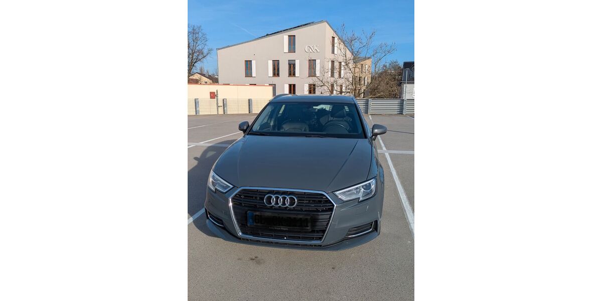 Audi A3 95.300 km 14.800 &euro; Bergisch Gladbach 51429
