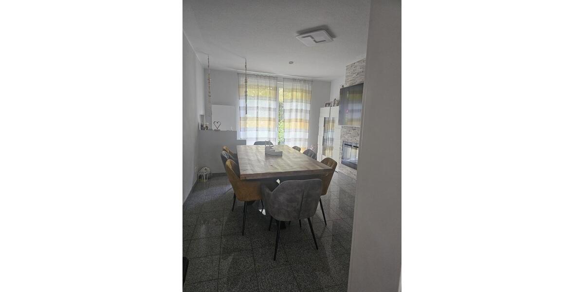 Erdgeschoßwohnung Wuppertal Arrenberg - 3 Zimmer, 84 m&sup2;, 210.000&euro; | Angebot:24841798