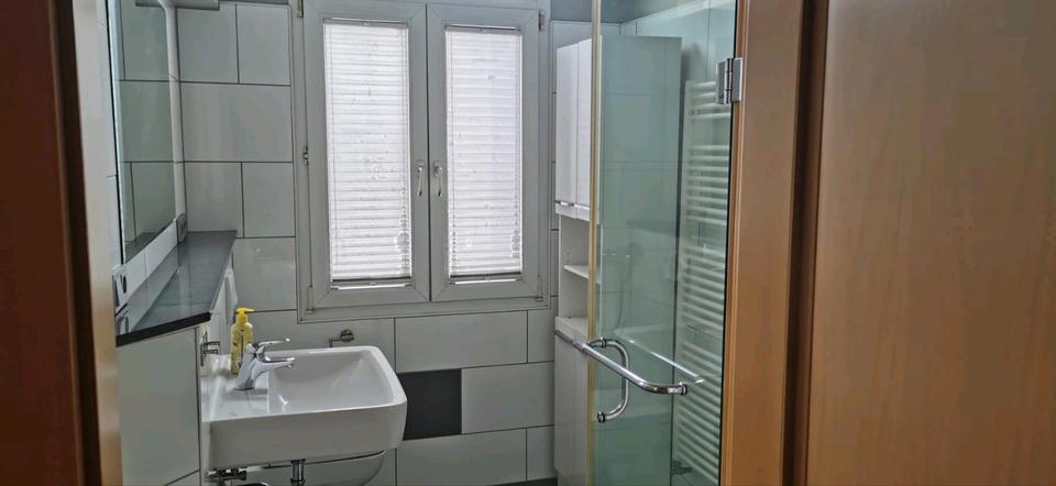 Mehrfamilienhaus, Wohnhaus Remscheid Lüttringhausen - 8 Zimmer, 215 m&sup2;, 379.000&euro; | Angebot:26691684