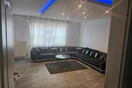 Helle 3 Zimmerwohnung ab sofort frei ohne Makler