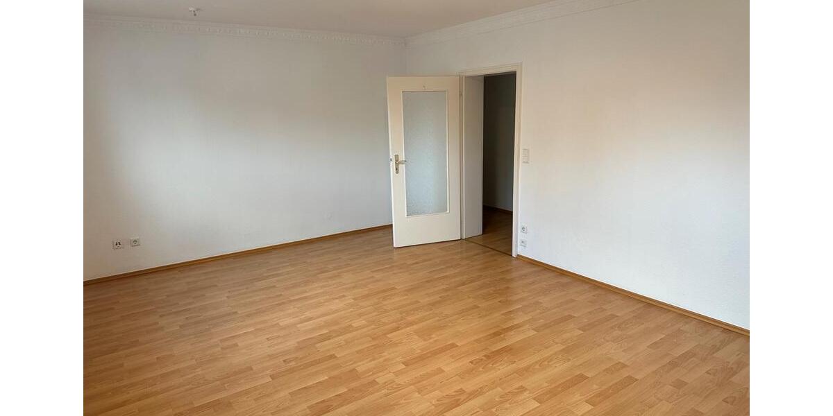 Erdgeschoßwohnung Solingen - 3 Zimmer, 65 m&sup2;, 830&euro; | Angebot:24848944