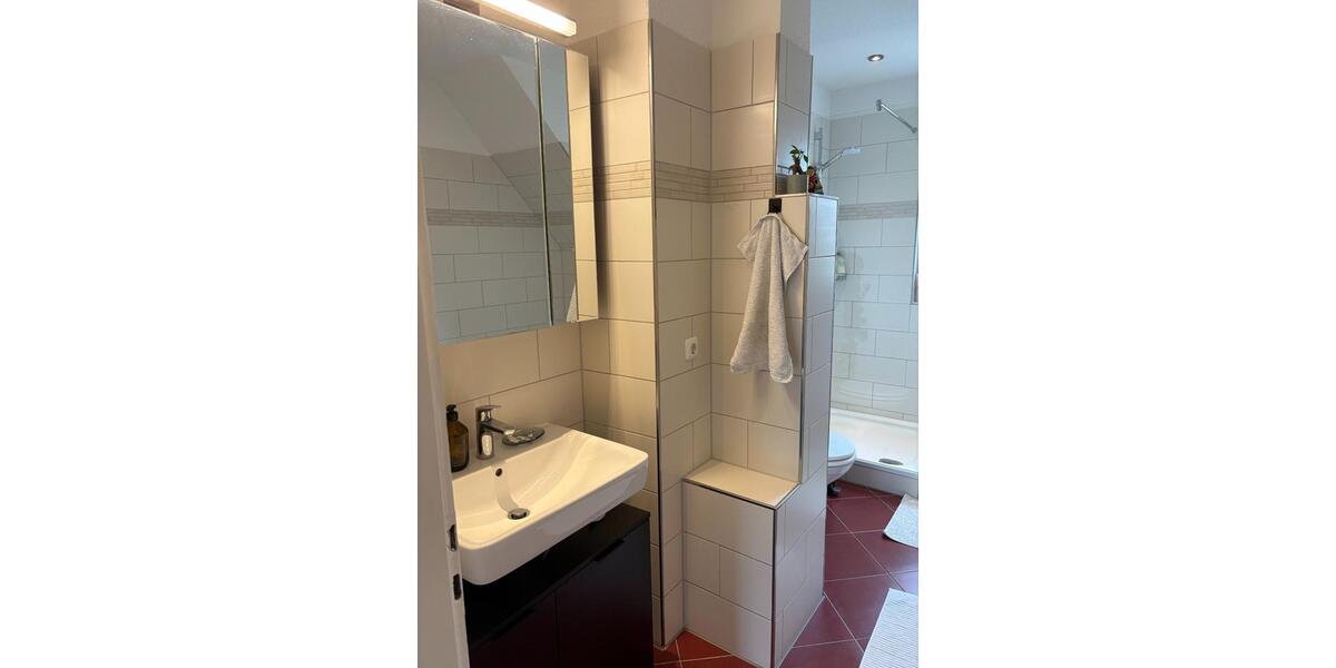 Dachgeschoßwohnung Hattingen Niederbonsfeld - 3.5 Zimmer, 98 m&sup2;, 1.025&euro; | Angebot:25920041