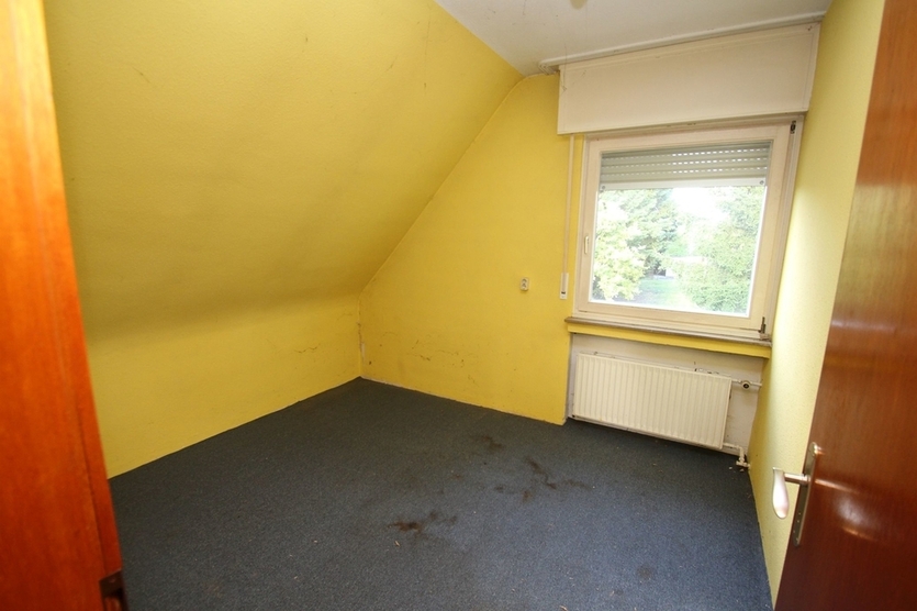 Mit 3D: Ein- bis Zweifamilienhaus in Köln-Wahnheide mit zusätzlichem Grundstück!