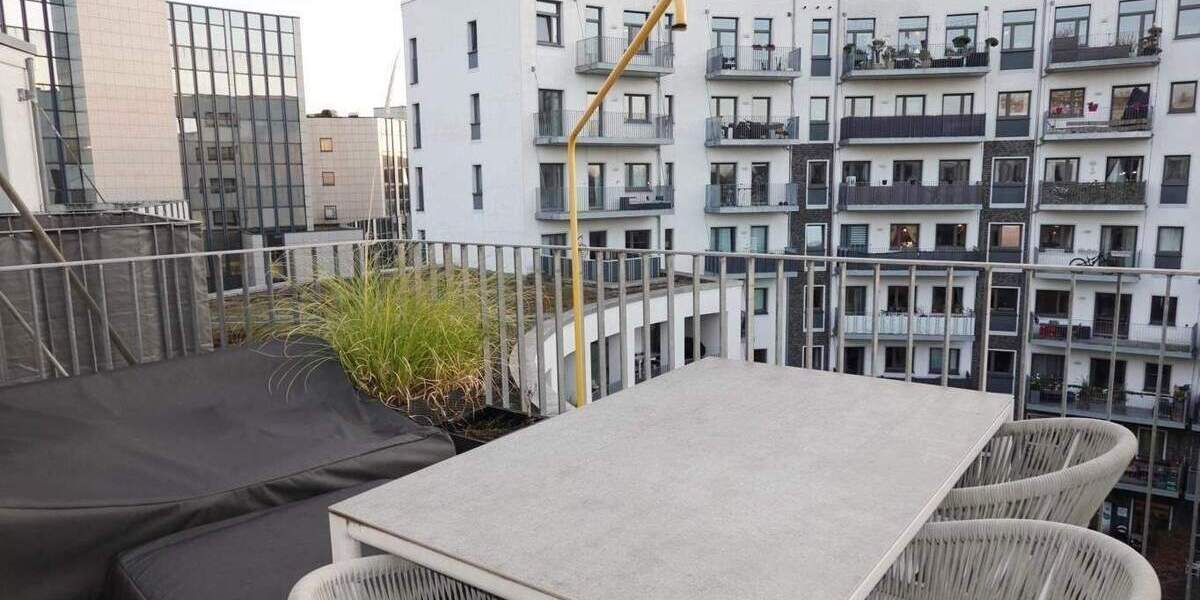 Etagenwohnung Düsseldorf Flingern Nord - 3 Zimmer, 117 m&sup2;, 1.879&euro; | Angebot:24766682