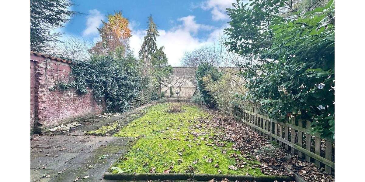 Mehrfamilienhaus, Wohnhaus Düsseldorf Heerdt - 6 Zimmer, 165 m&sup2;, 889.000&euro; | Angebot:24555516