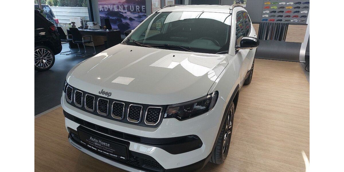 Jeep Compass 69.246 km 18.490 &euro; Solingen 42655