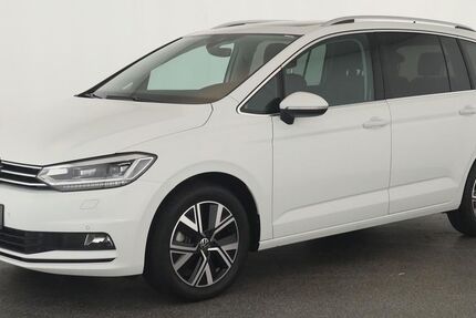 VW Touran 18.500 km 35.684 € Düsseldorf 40233