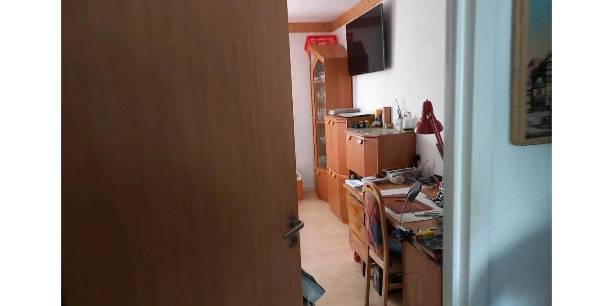 Etagenwohnung Leverkusen Bergisch Neukirchen - 3 Zimmer, 78 m&sup2;, 130.000&euro; | Angebot:26662203