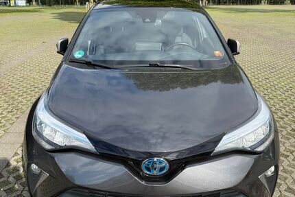 Toyota C-HR 103.500 km 18.990 &euro; Düsseldorf 40219