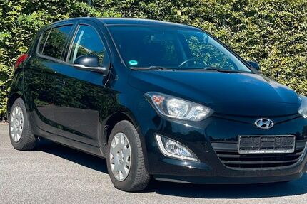 Hyundai i20 91.378 km 4.999 &euro; Wuppertal 42389