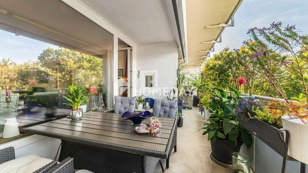 Etagenwohnung Düsseldorf Golzheim - 3 Zimmer, 94 m&sup2;, 499.000&euro; | Angebot:24846305